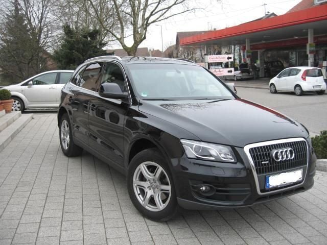 Gebraucht Audi Q5 170 PS (125 kW) 2010 Schwarz metallic SUV