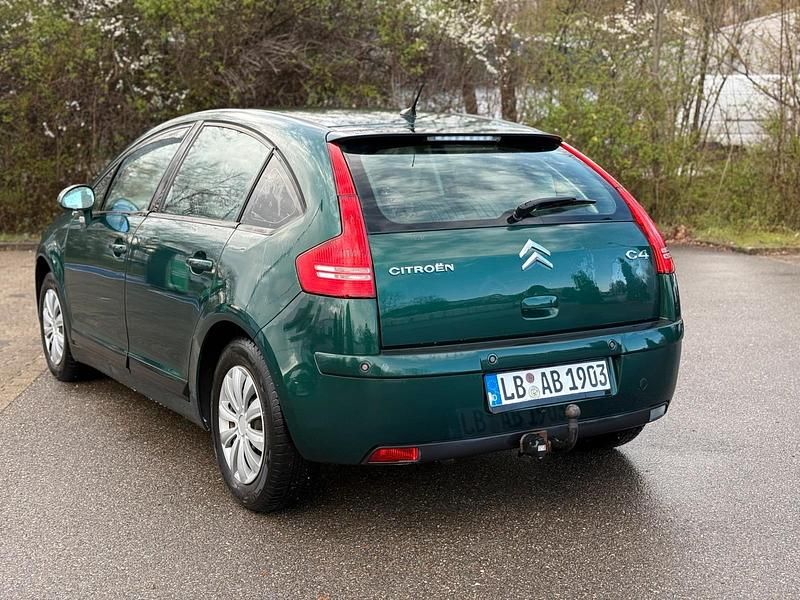Gebraucht Citroën C4 109 PS (80 kW) 2007 Grün Kleinwagen