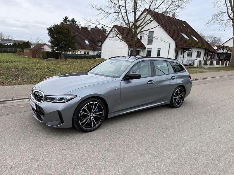 Gebraucht BMW M340 Performance 340 PS (250 kW) 2023 Skyscraper grau Limousine