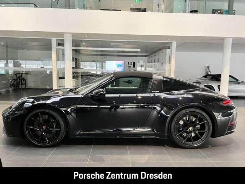 Neu Porsche 992 480 PS (353 kW) 2026 Tiefschwarzmetallic Coupé