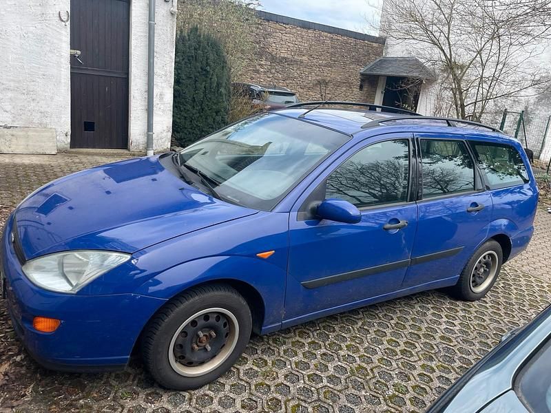 Gebraucht Ford Focus 100 PS (73 kW) 2000 Blau Kombi