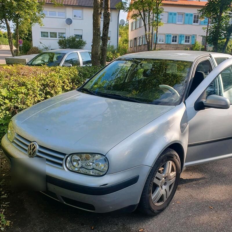 Gebraucht 2001 VW Golf IV Kleinwagen | 1.900 € (Teuer) - Bild 1/3
