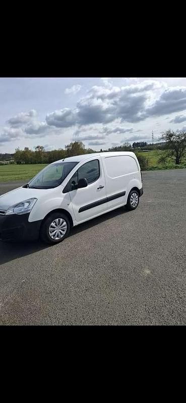 Gebraucht Citroën Berlingo 99 PS (72 kW) 2018 Weiß Van / Kleinbus