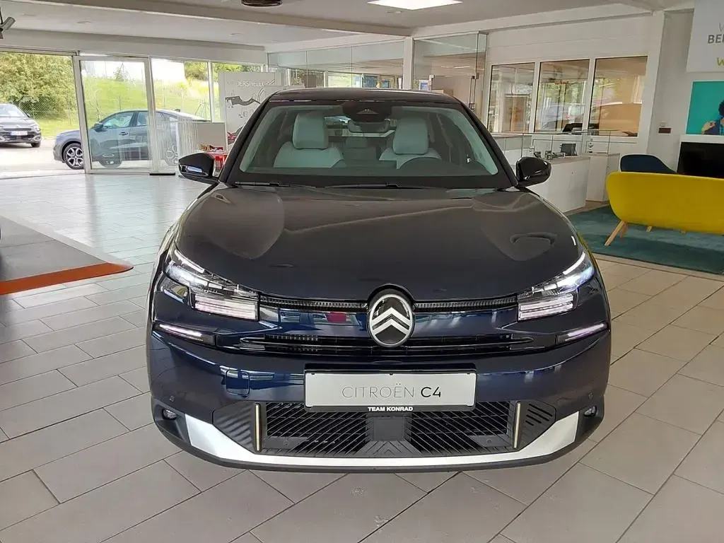 Gebraucht Citroën C4 145 PS (106 kW) 2025 Blau Limousine