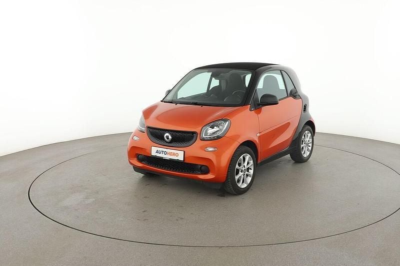 Orange Gebraucht 2016 Smart ForTwo Coupé Passion Kleinwagen | 8.230 € (Superpreis) - Bild 1/3