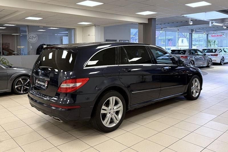 Gebraucht Mercedes R350 211 PS (155 kW) 2012 Blau Van / Kleinbus