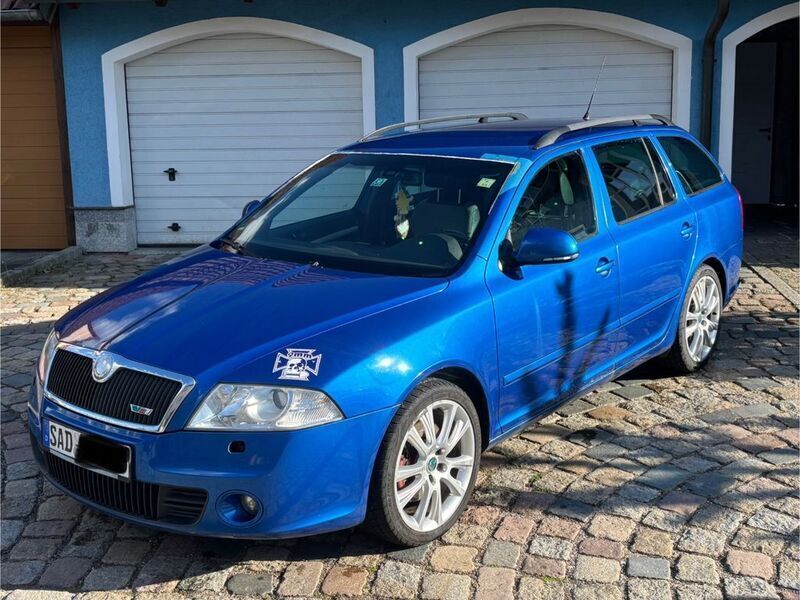 Blau Gebraucht 2009 Skoda Octavia RS Kombi | 2.500 € - Bild 1/4
