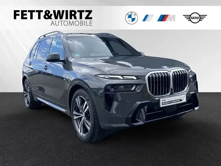 Gebraucht BMW X7 Efficient Dynamics 381 PS (280 kW) 2025 SUV