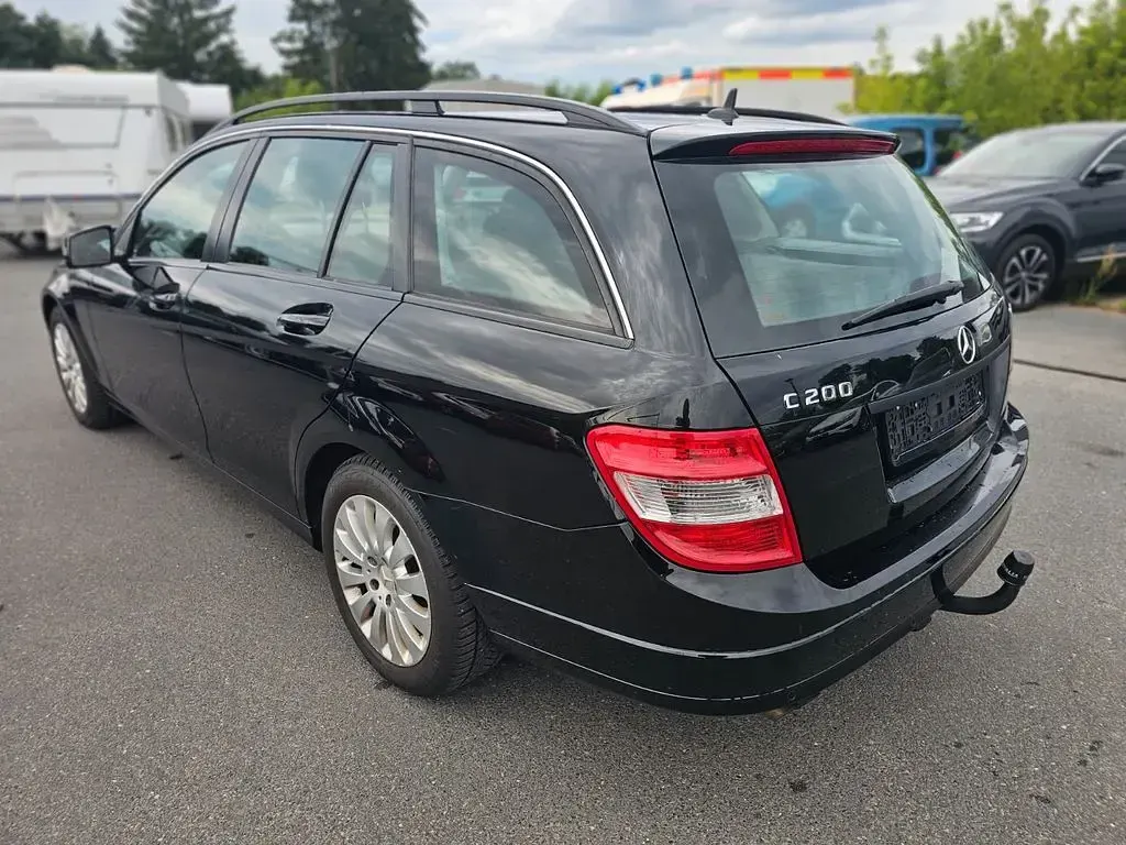 Gebraucht Mercedes C200 136 PS (100 kW) 2009 Schwarz Limousine