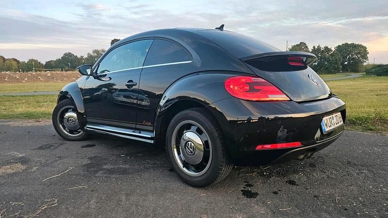 Schwarz Gebraucht 2014 VW Beetle Kleinwagen | 8.799 € (Fairer Preis) - Bild 1/4