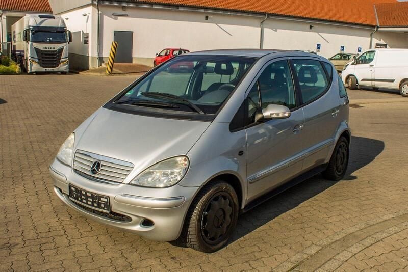 Gebraucht Mercedes A160 Elegance 102 PS (75 kW) 2003 Silber Limousine