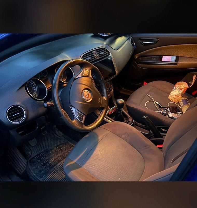 Gebraucht Fiat Bravo 90 PS (66 kW) 2010 Blau Kleinwagen