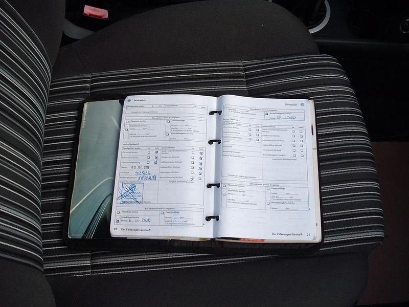 Gebraucht VW Fox 54 PS (39 kW) 2007 Schwarz Kleinwagen