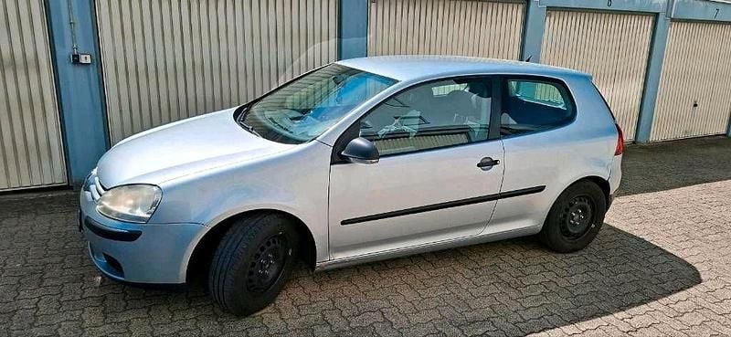 Second-hand VW Golf V 80 CP (58 kW) 2007 Argintiu Hatchback