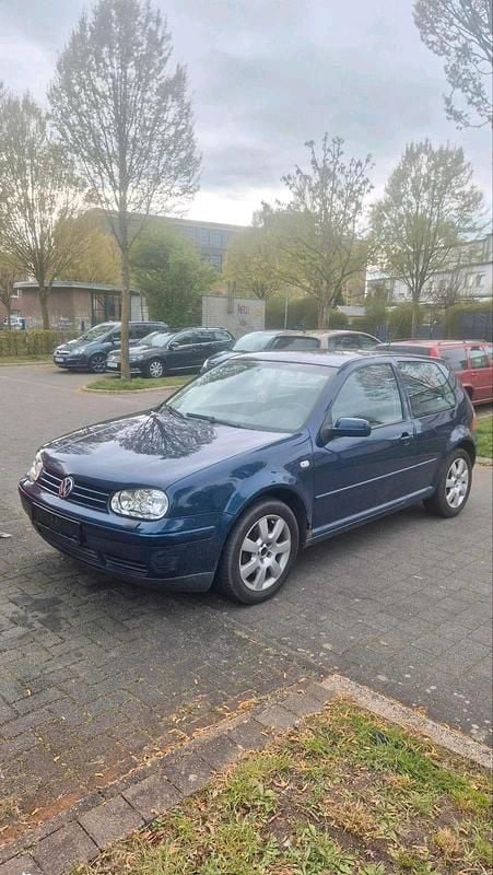 Gebraucht VW Golf IV Pacific 110 PS (80 kW) 2003 Blau Kleinwagen