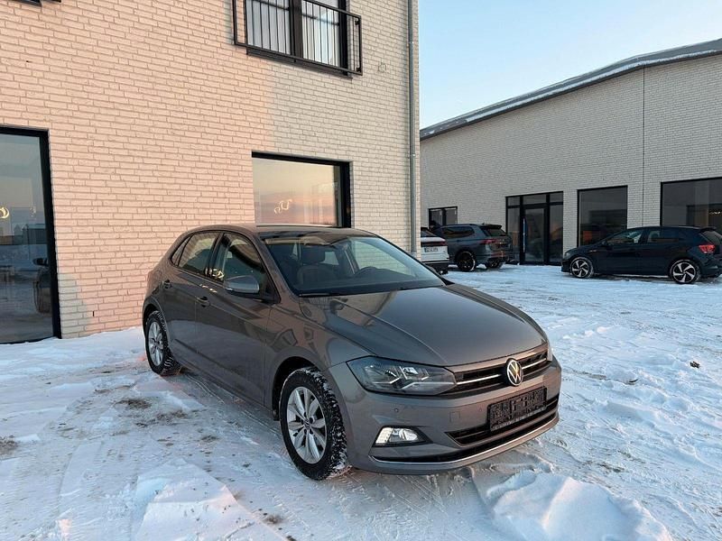 Gebraucht VW Polo Highline 95 PS (69 kW) 2021 Grau Kleinwagen