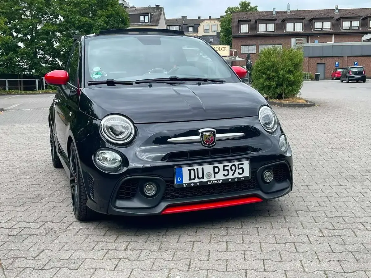 Gebraucht Abarth 595C Pista 160 PS (117 kW) 2019 Colore esterno scorpione nero Cabrio