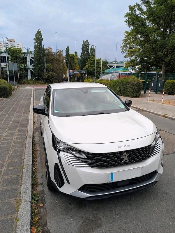 Weiß Gebraucht 2022 Peugeot 3008 SUV | 24.000 € (Superpreis) - Bild 1/4