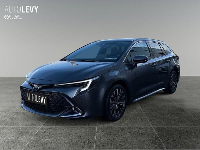 Marlingrau metallic Gebraucht 2024 Toyota Corolla Basis Kombi | 27.490 € (Fairer Preis) - Bild 1/4