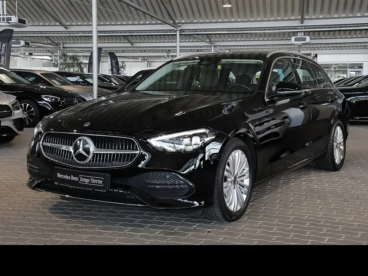 Gebraucht Mercedes C200 204 PS (150 kW) 2023 Kombi