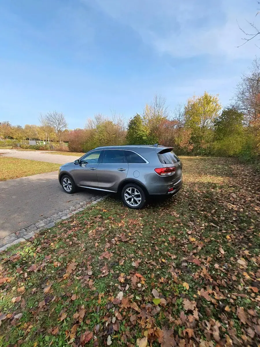 Gebraucht Kia Sorento 200 PS (147 kW) 2017 Grau SUV