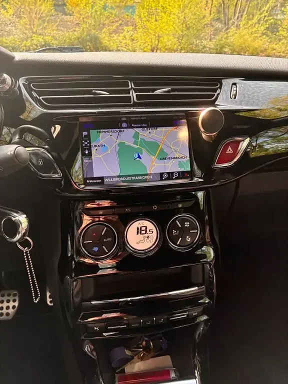 Gebraucht Citroën DS3 So Paris 110 PS (80 kW) 2015 Blau Kleinwagen