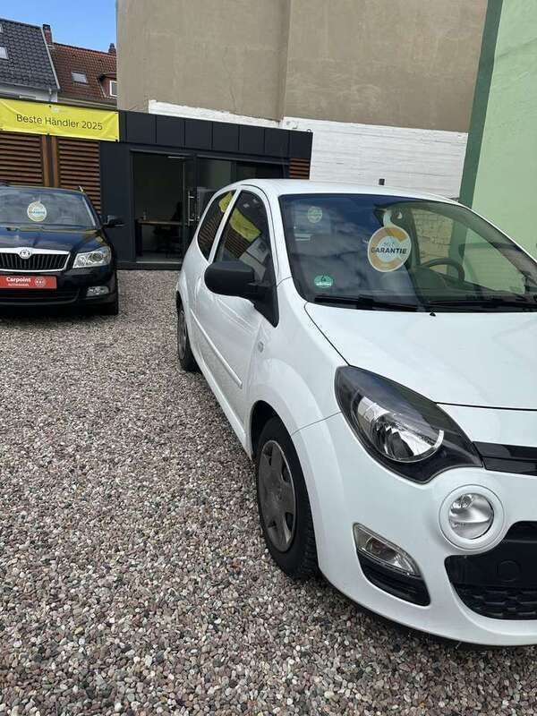 Gletscherweiss Gebraucht 2013 Renault Twingo Expression Kleinwagen | 3.399 € (Fairer Preis) - Bild 1/4