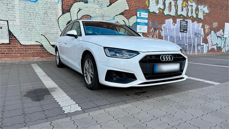 Gebraucht Audi A4 163 PS (119 kW) 2023 Weiß Kombi