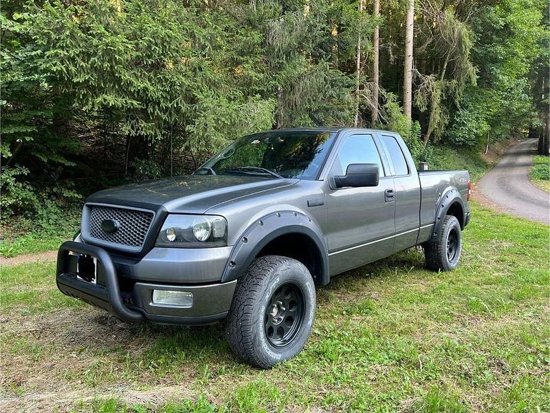 Grau Gebraucht 2004 Ford F-150 Abholung | 14.400 € (Fairer Preis) - Bild 1/4