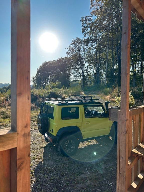 Gebraucht Suzuki Jimny Comfort+ 102 PS (75 kW) 2020 Gelb SUV