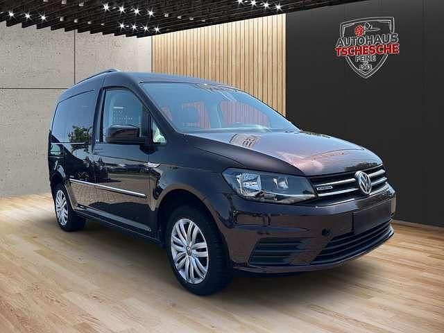 Gebraucht VW Caddy Edition 110 PS (80 kW) 2017 Violett (black berry) Van / Kleinbus