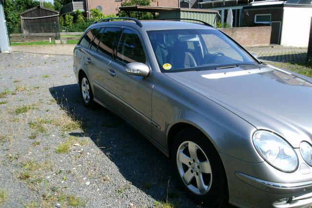 Gebraucht Mercedes E320 204 PS (150 kW) 2003 Silber metallic Kombi