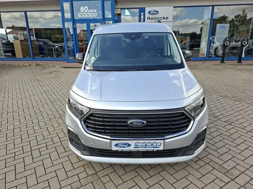 Gebraucht Ford Tourneo Connect Titanium 122 PS (89 kW) 2023 Silber Van / Kleinbus