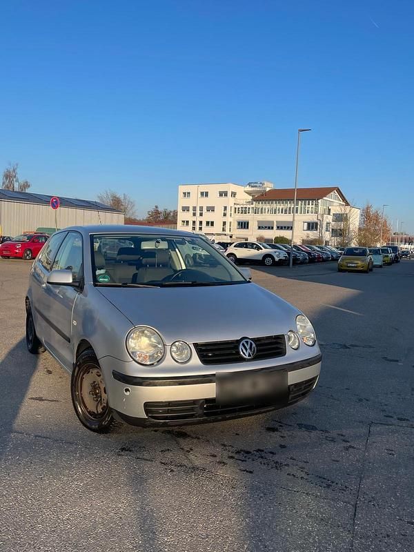 Gebraucht VW Polo 100 PS (73 kW) 2004 Silber Kleinwagen