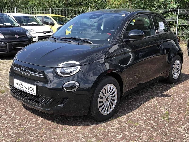 Schwarz Gebraucht 2025 Fiat 500e Red Limousine | 26.689 € (Fairer Preis) - Bild 1/4