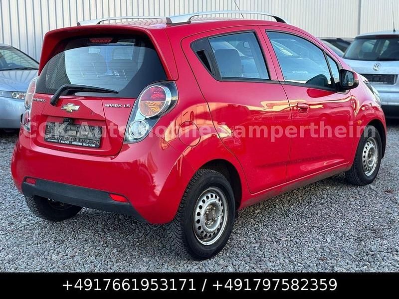 Gebraucht Chevrolet Spark 82 PS (60 kW) 2011 Kleinwagen