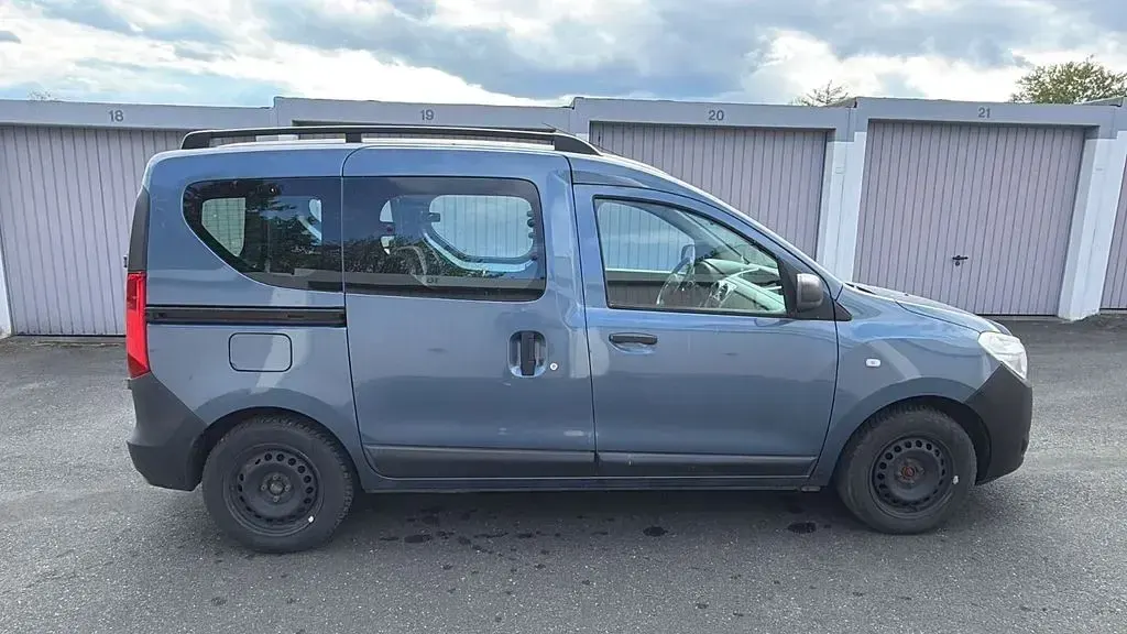 Gebraucht Dacia Dokker Ambiance 116 PS (85 kW) 2013 Blau Van / Kleinbus