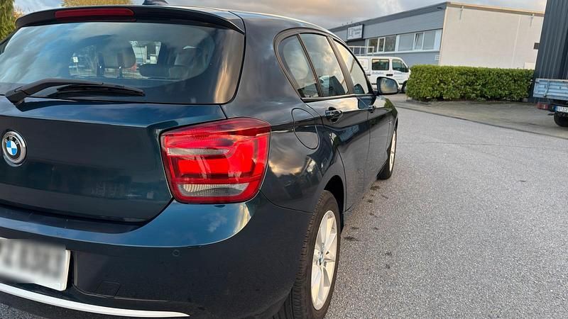 Gebraucht BMW 116 Urban Line 136 PS (100 kW) 2011 Blau Kleinwagen