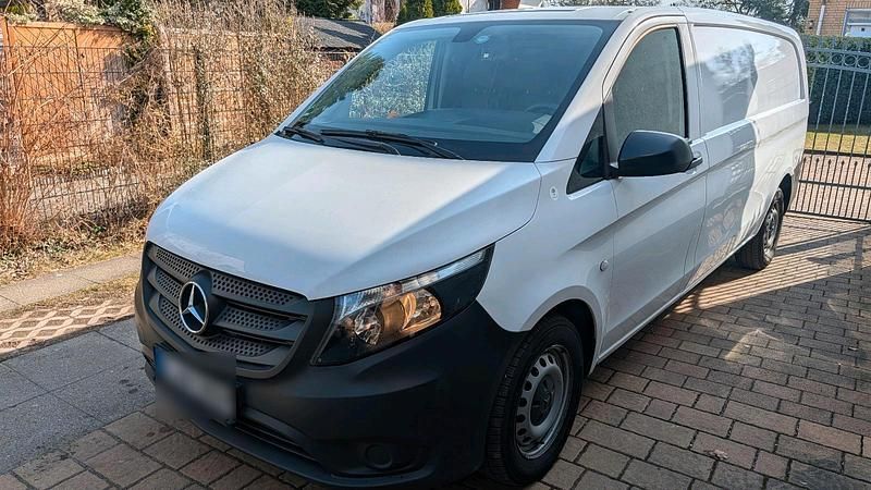 Gebraucht Mercedes Vito 163 PS (119 kW) 2018 Weiß Van