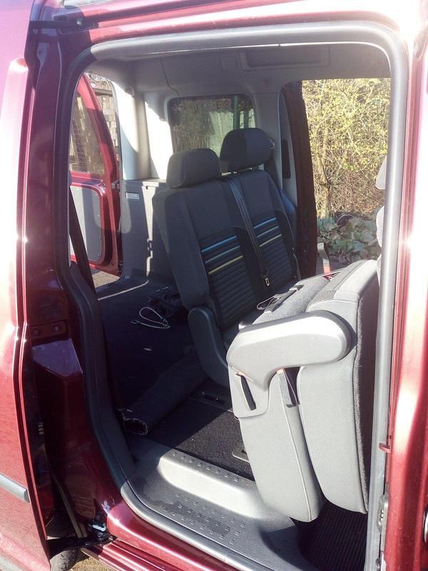 Gebraucht VW Caddy 109 PS (80 kW) 2015 Rot Van / Kleinbus