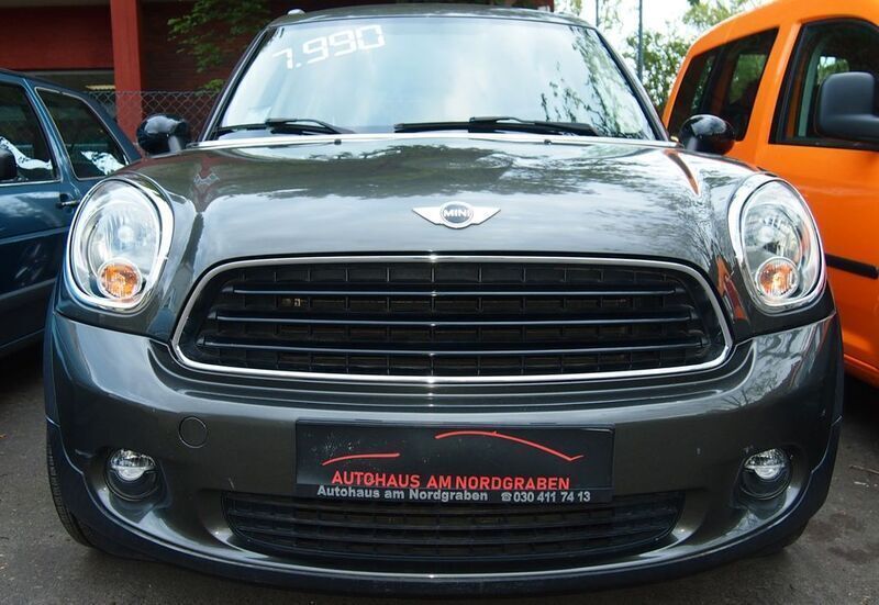 Grau Gebraucht 2014 Mini One Countryman SUV | 7.900 € (Fairer Preis) - Bild 1/4