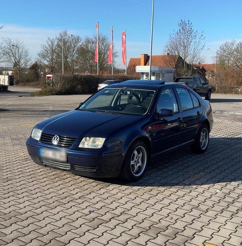 Gebraucht VW Bora 101 PS (74 kW) 1999 Blau Limousine