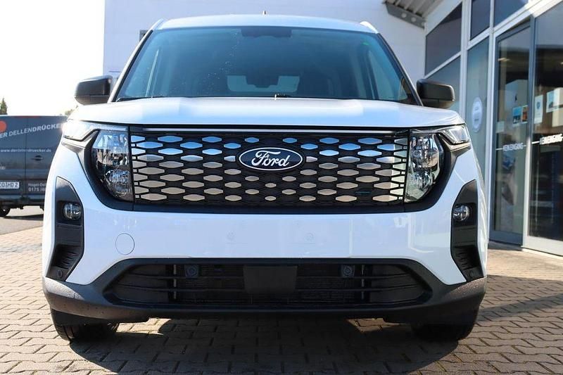 Neu Ford Transit Trend 100 kW (136 PS) 2025 Weiß Van / Kleinbus