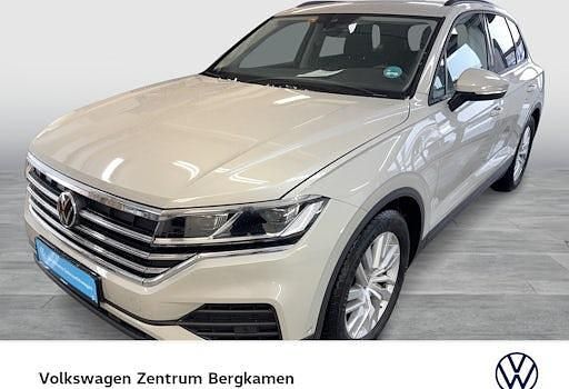 Gebraucht VW Touareg 231 PS (169 kW) 2025 Beige SUV