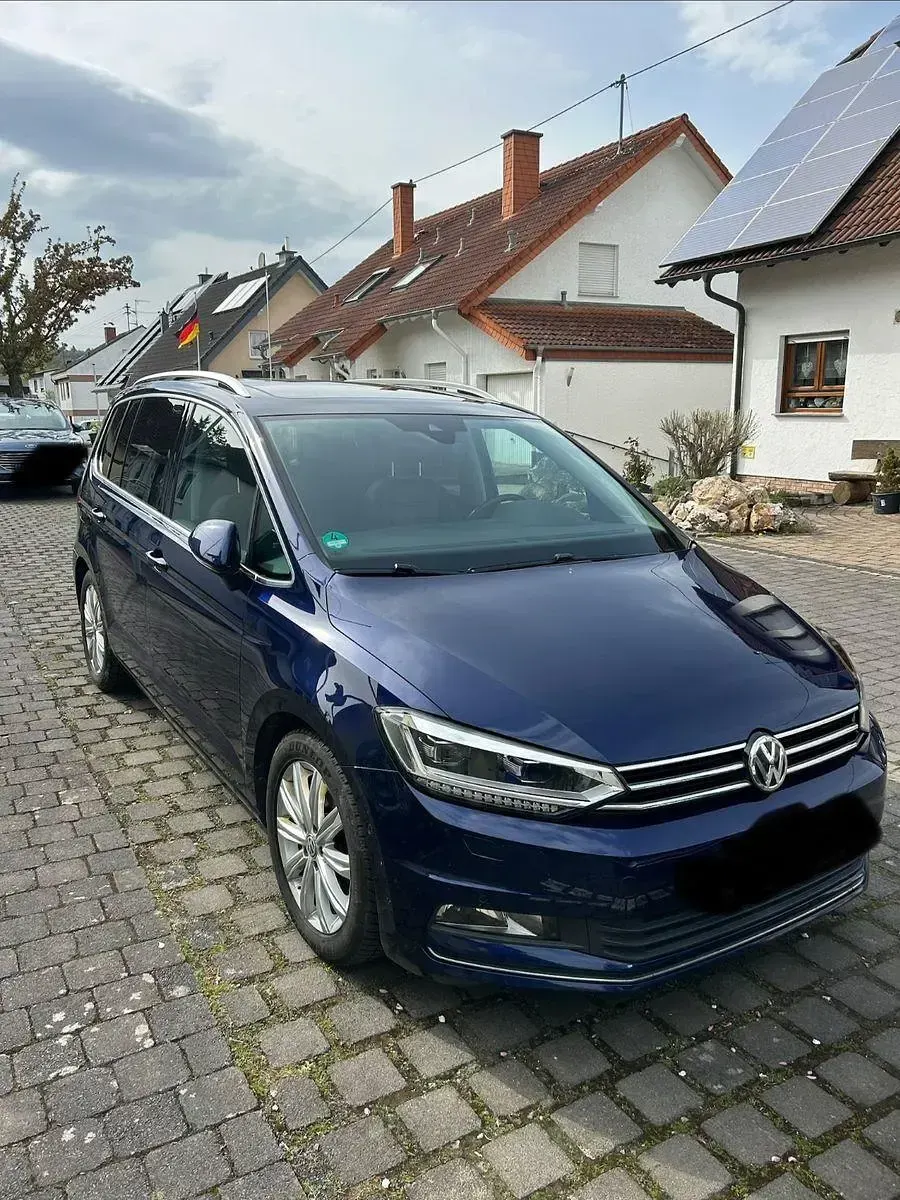 Gebraucht VW Touran Highline 190 PS (139 kW) 2016 Blau Van / Kleinbus