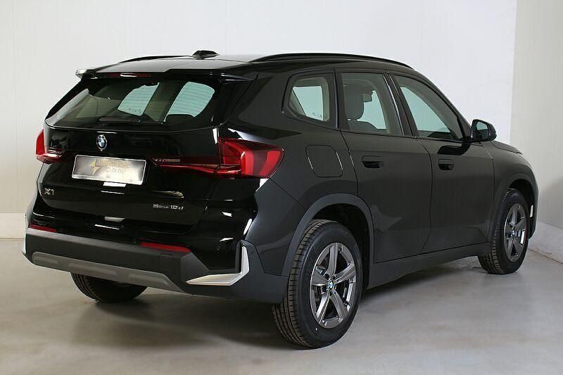 Gebraucht BMW X1 150 PS (110 kW) 2024 Schwarz uni SUV