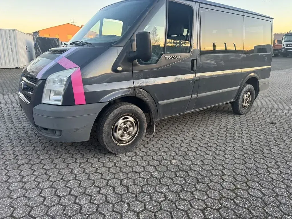 Gebraucht Ford Transit Trend 116 PS (85 kW) 2011 Grau Van