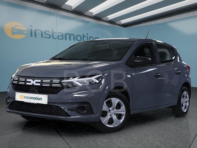 Grau Gebraucht 2024 Dacia Sandero Essentiel Kleinwagen | 15.899 € (Guter Preis) - Bild 1/4