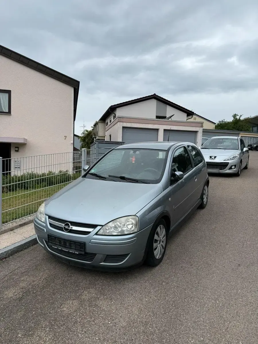 Gebraucht Opel Corsa 60 PS (44 kW) 2005 Grau Kleinwagen