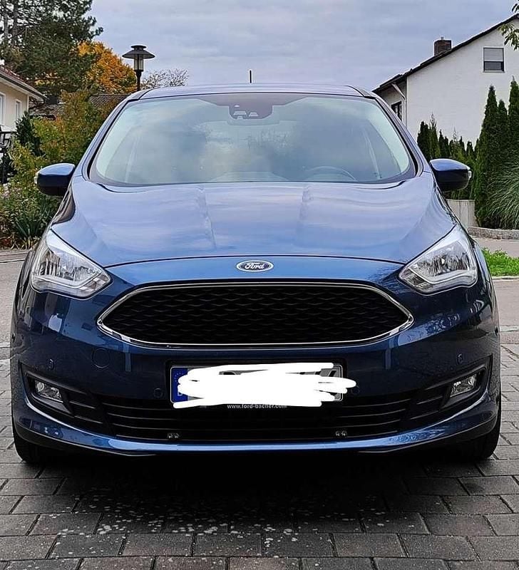 Blau Gebraucht 2019 Ford Grand C-Max Titanium Van / Kleinbus | 14.499 € (Guter Preis) - Bild 1/4